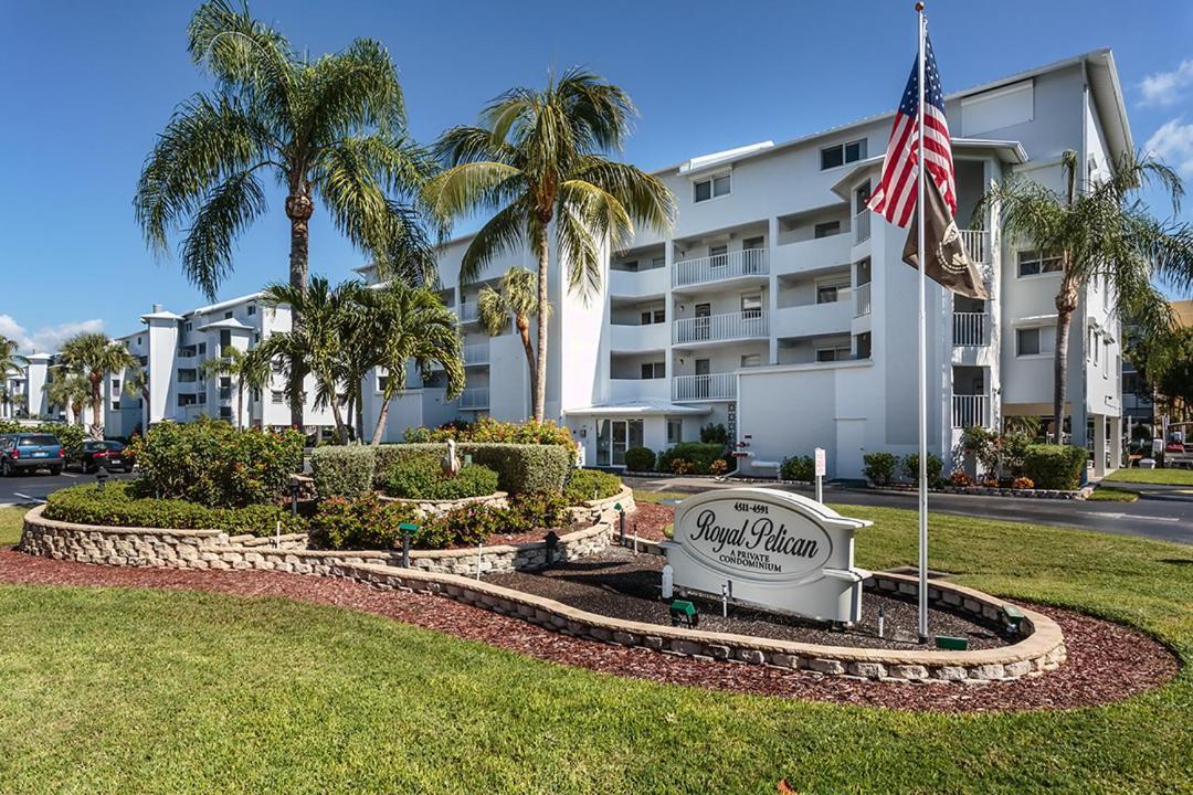 Royal Pelican 381 Fort Myers Beach Exterior foto